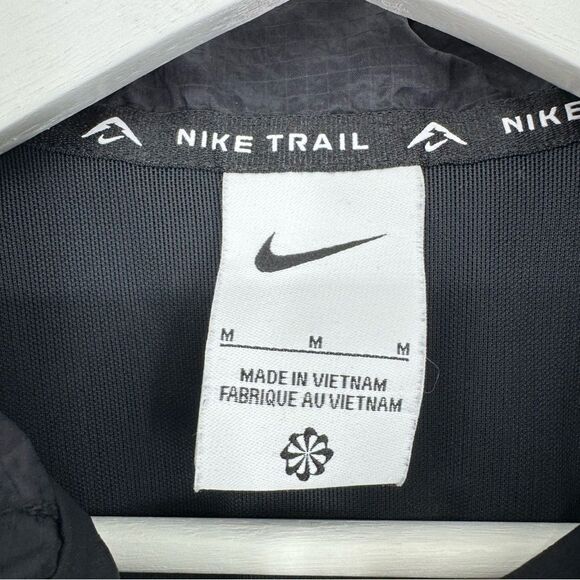 Nike Cosmic Peaks Men's Storm-FIT ADV Running Jacket FZ1084-010 Med - Picture 9 of 12